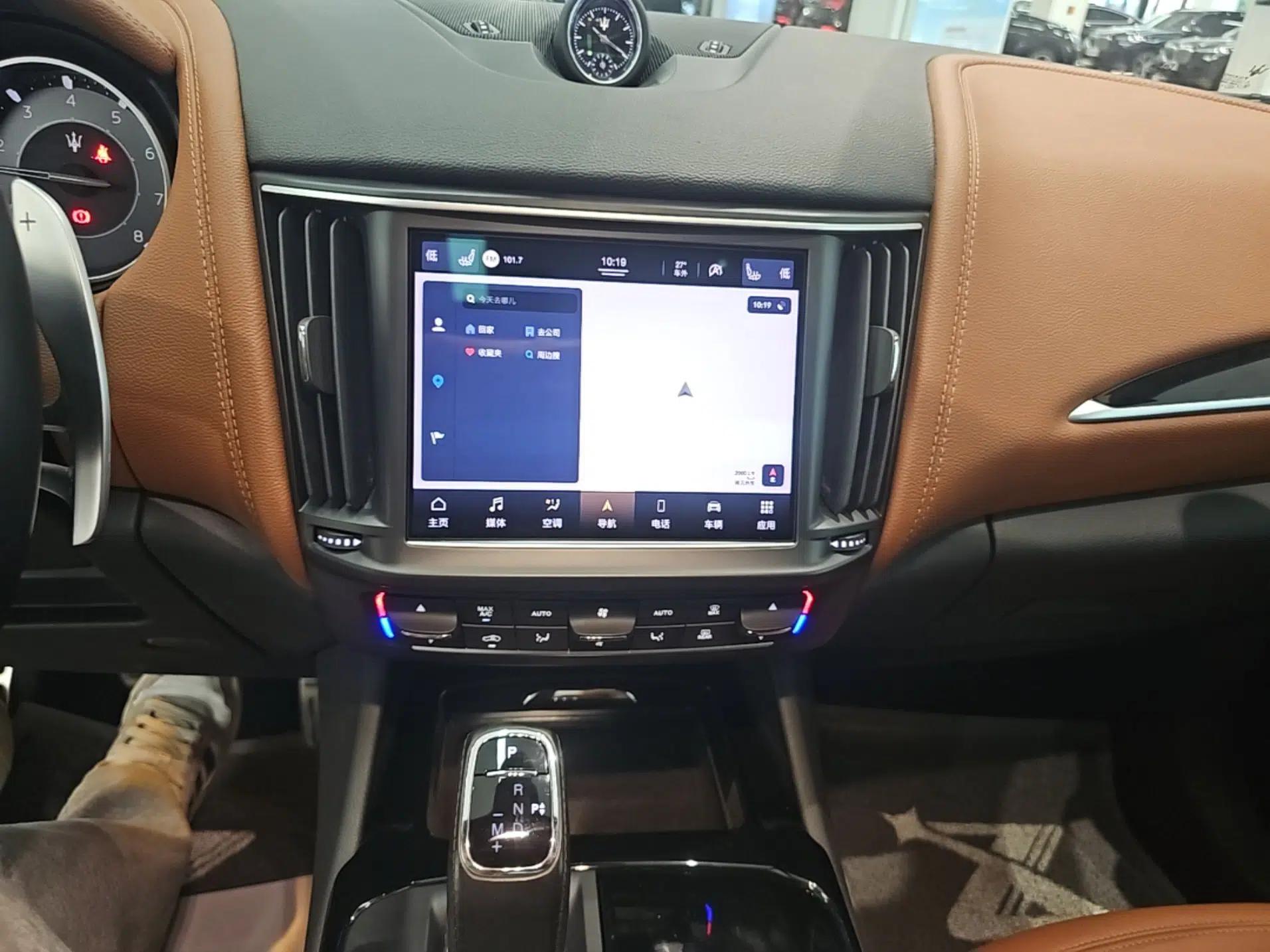 Maserati Levante 2021 3.0T Standard Edition — миниатюра 20