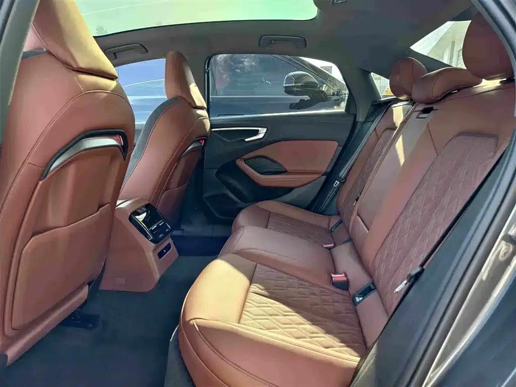 Audi A5L 2026 2.0T Sport Plus — миниатюра 5