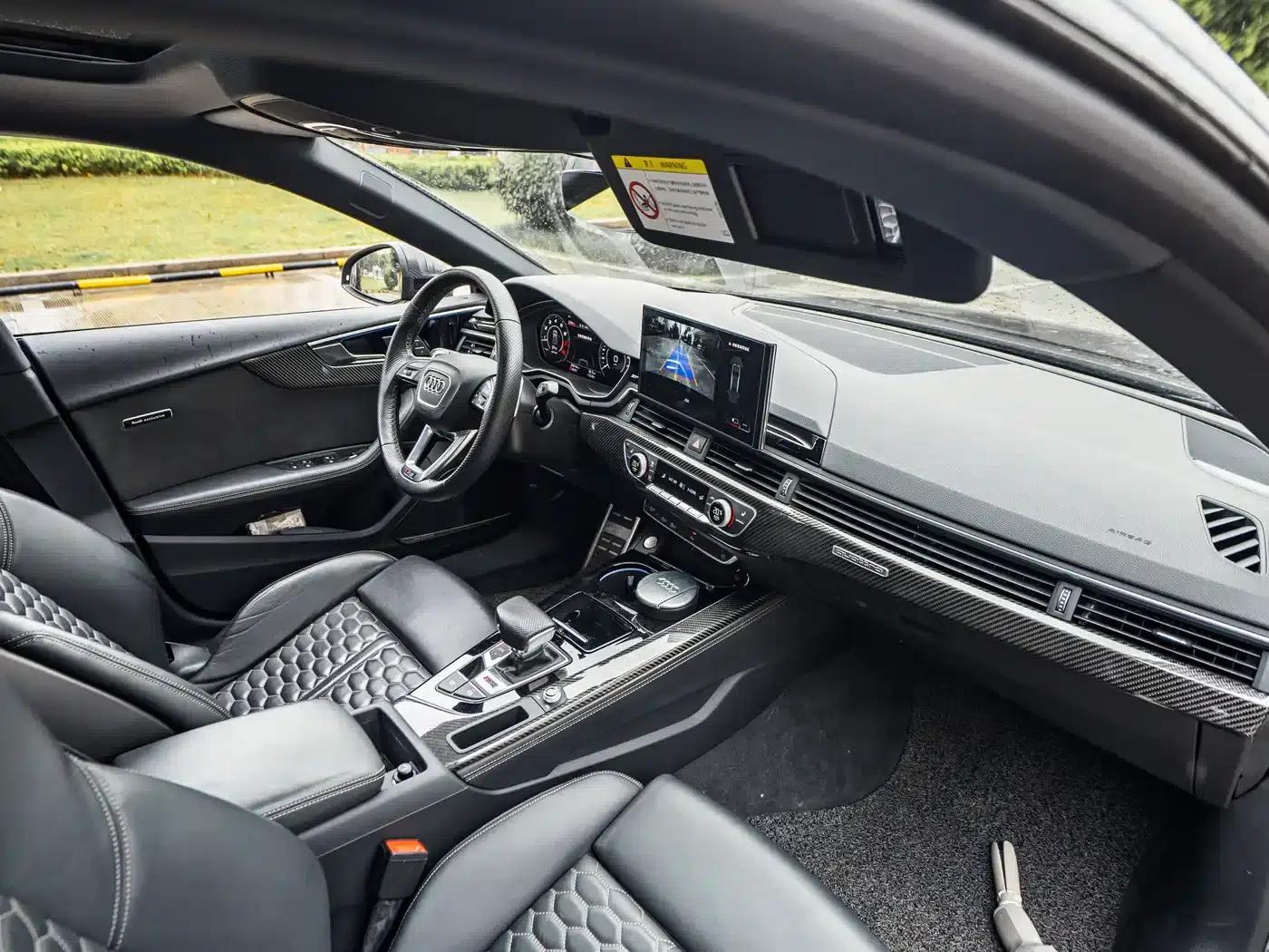 Audi RS 5 2023 RS 5 2.9T Sportback Dark Gold Edition — миниатюра 8