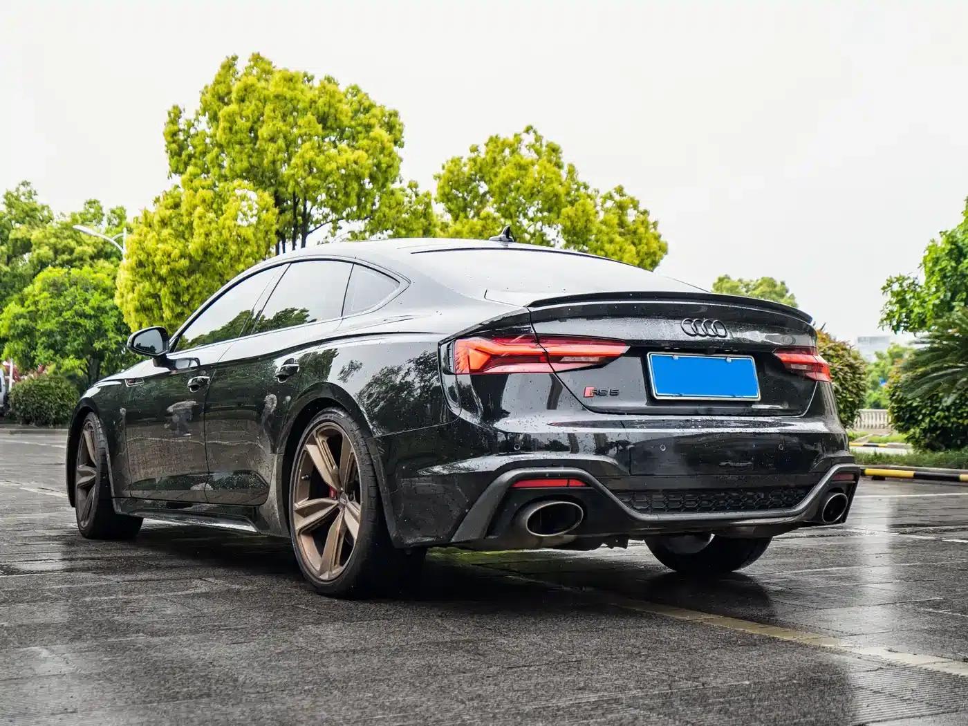 Audi RS 5 2023 RS 5 2.9T Sportback Dark Gold Edition — миниатюра 10