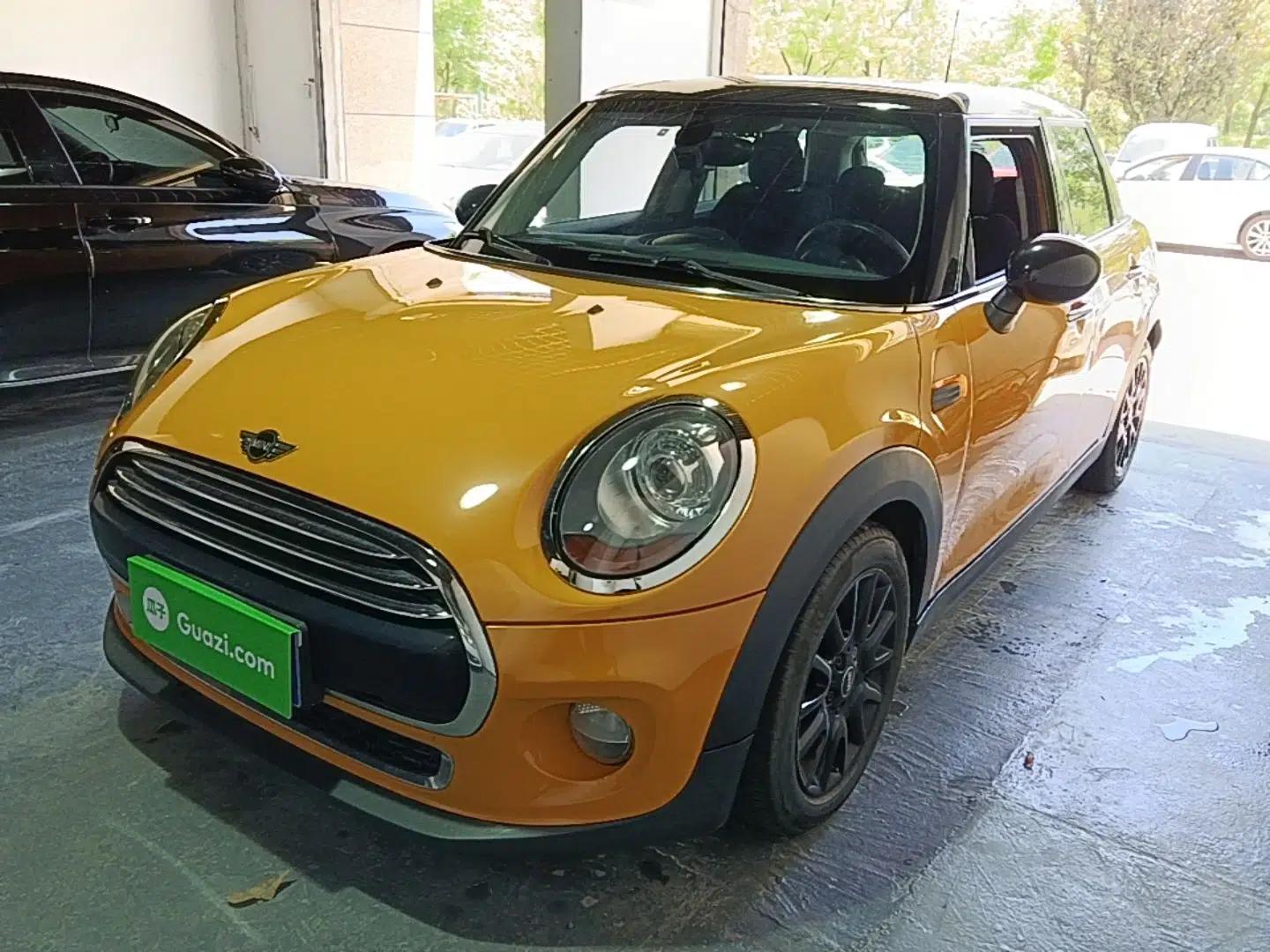 MINI 2016 1.5T COOPER Five-Door Edition — миниатюра 1