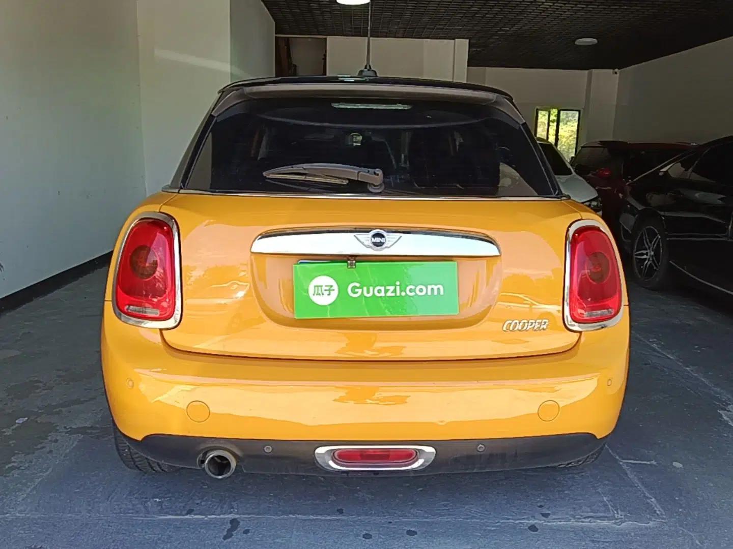 MINI 2016 1.5T COOPER Five-Door Edition — миниатюра 5