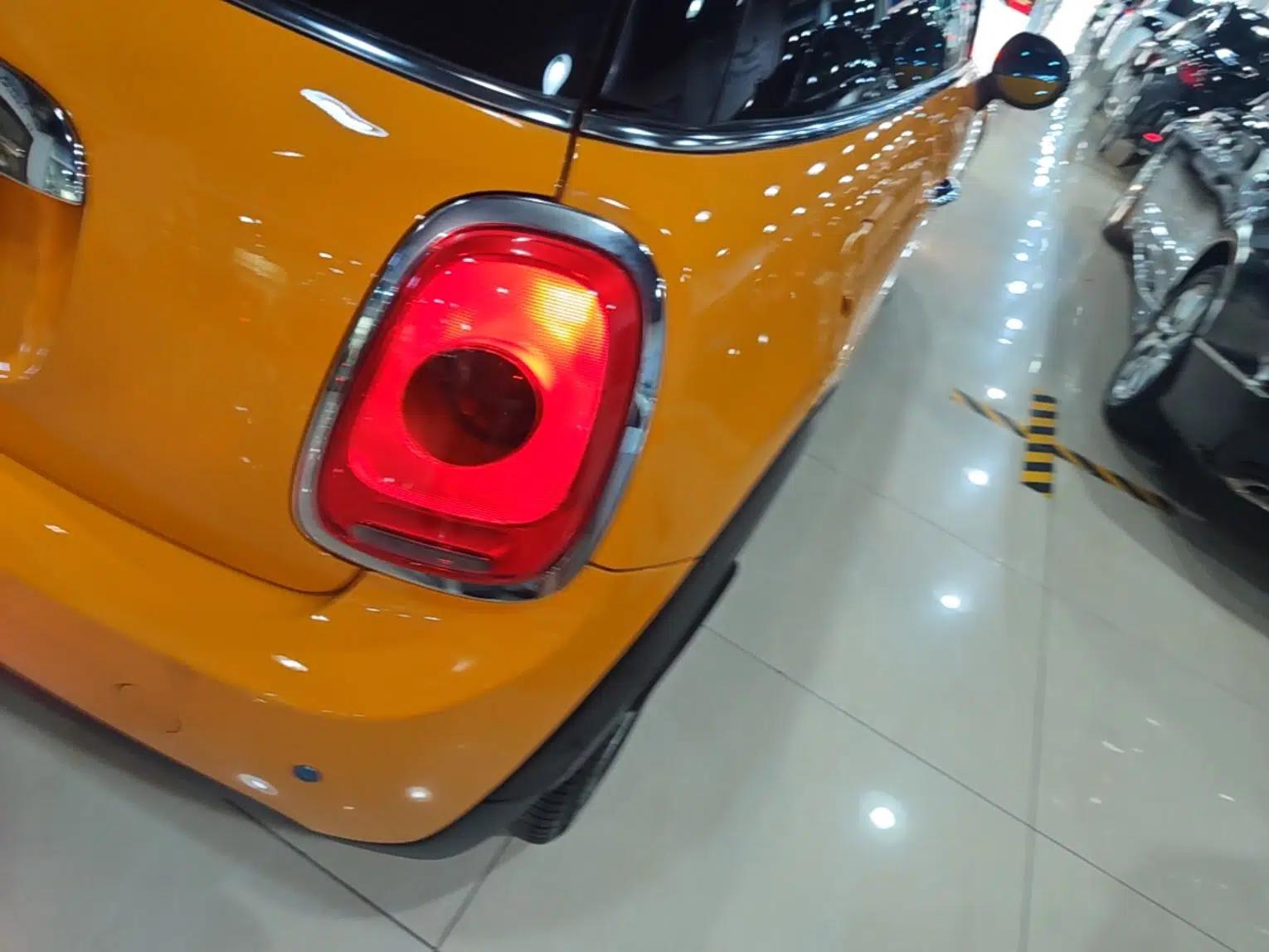 MINI 2014 1.2T ONE — миниатюра 9