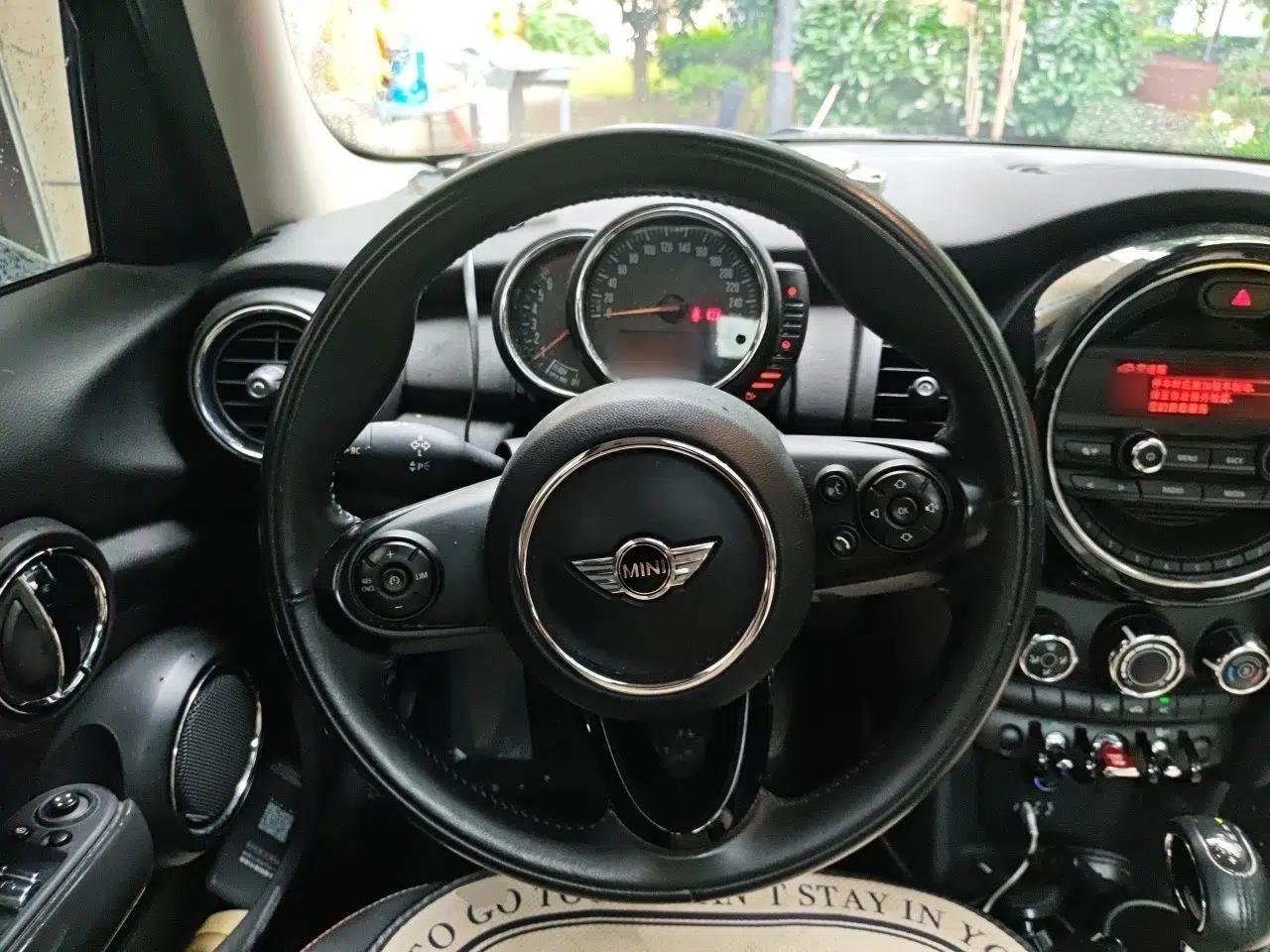 MINI 2016 1.2T ONE Pioneer Edition Five-Door Version — миниатюра 10