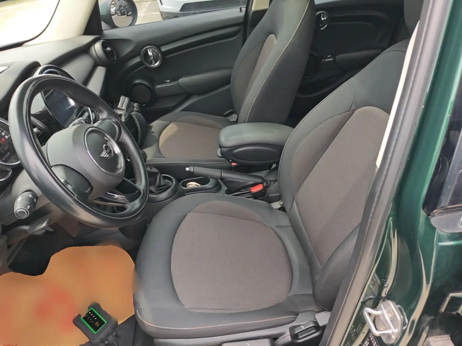 MINI 2016 1.2T ONE Five-Door Edition — миниатюра 22