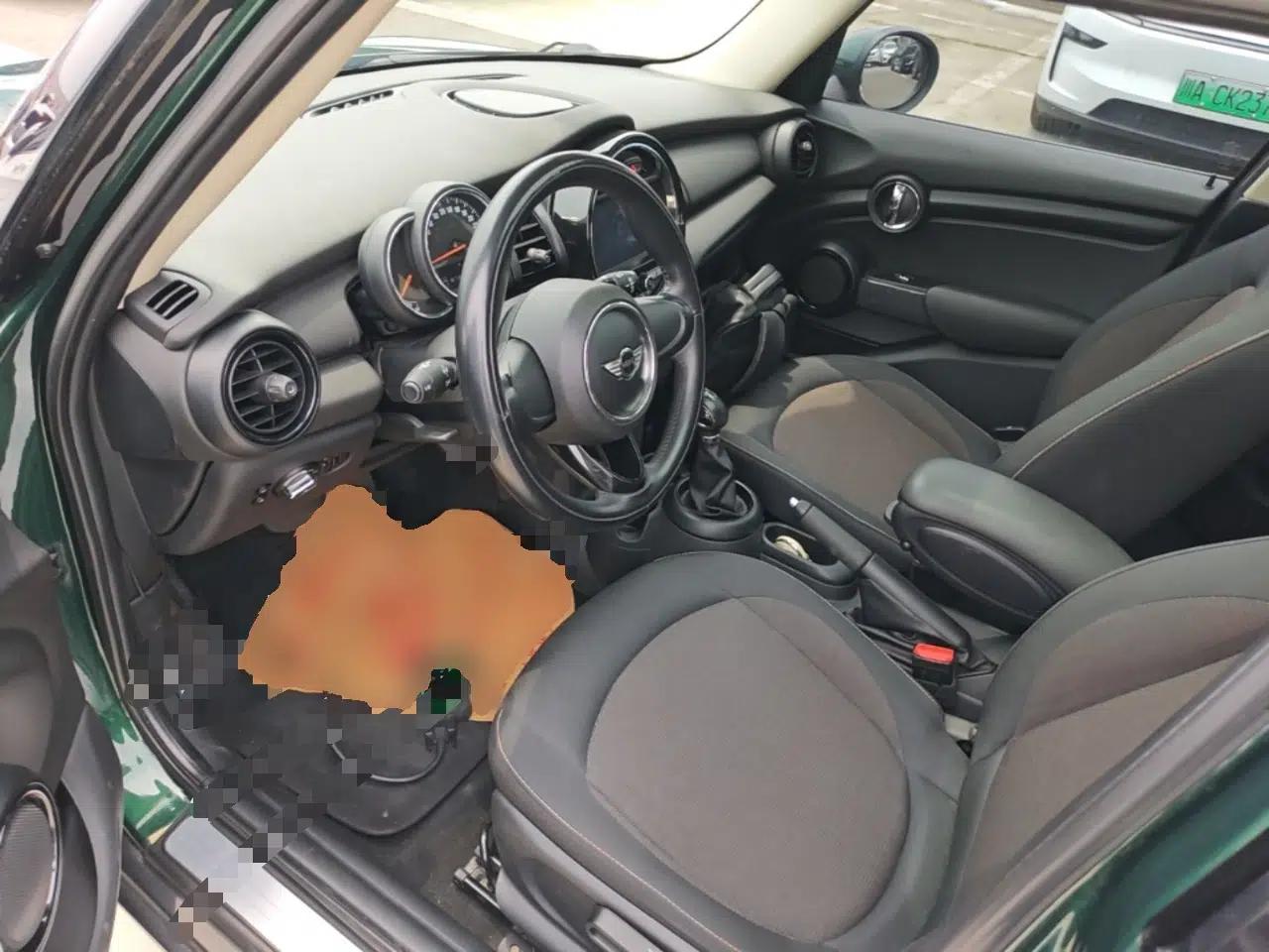 MINI 2016 1.2T ONE Five-Door Edition — миниатюра 23