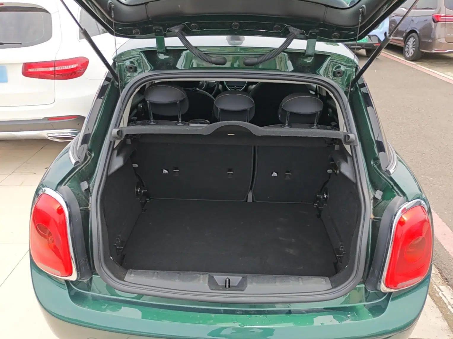MINI 2016 1.2T ONE Five-Door Edition — миниатюра 27