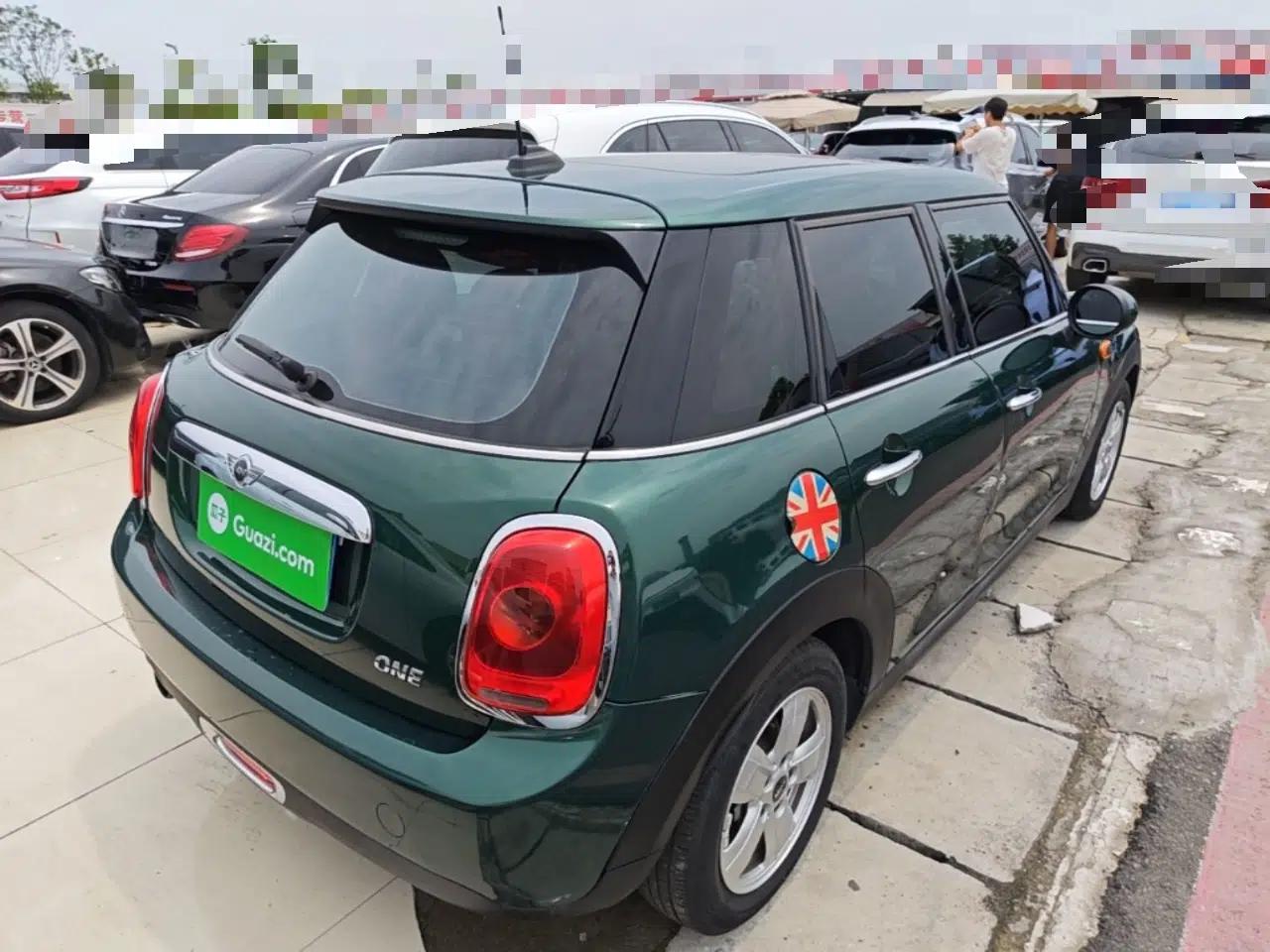 MINI 2016 1.2T ONE Five-Door Edition — миниатюра 6