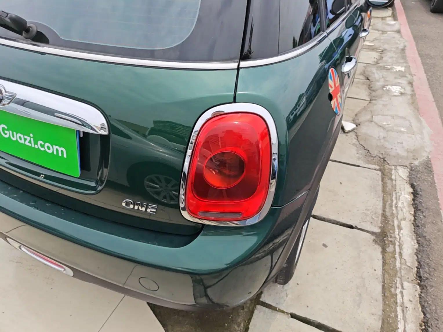 MINI 2016 1.2T ONE Five-Door Edition — миниатюра 9