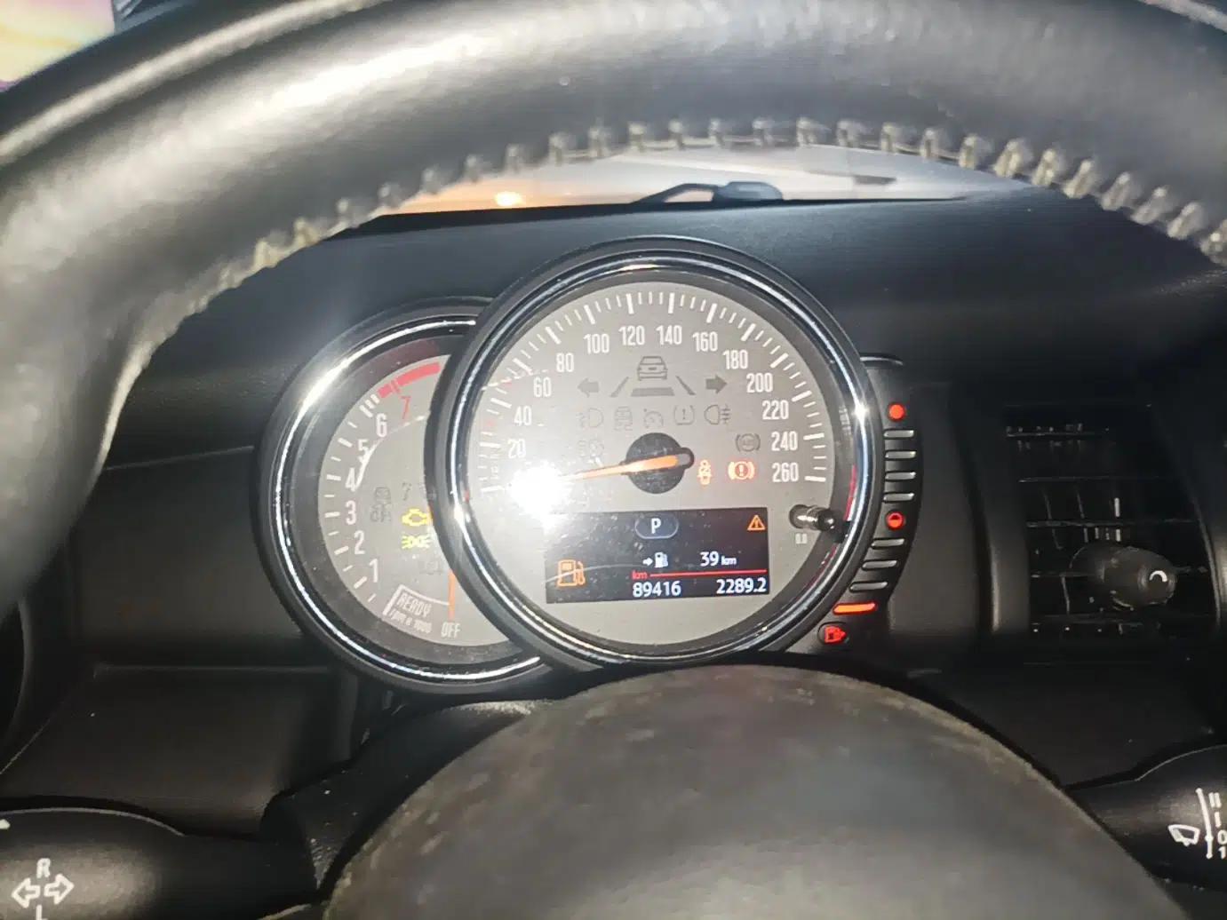 MINI 2016 1.2T ONE Pioneer Edition — миниатюра 14