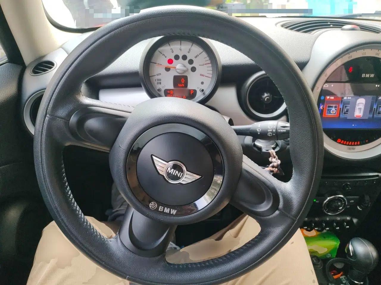 MINI 2011 1.6L ONE — миниатюра 10