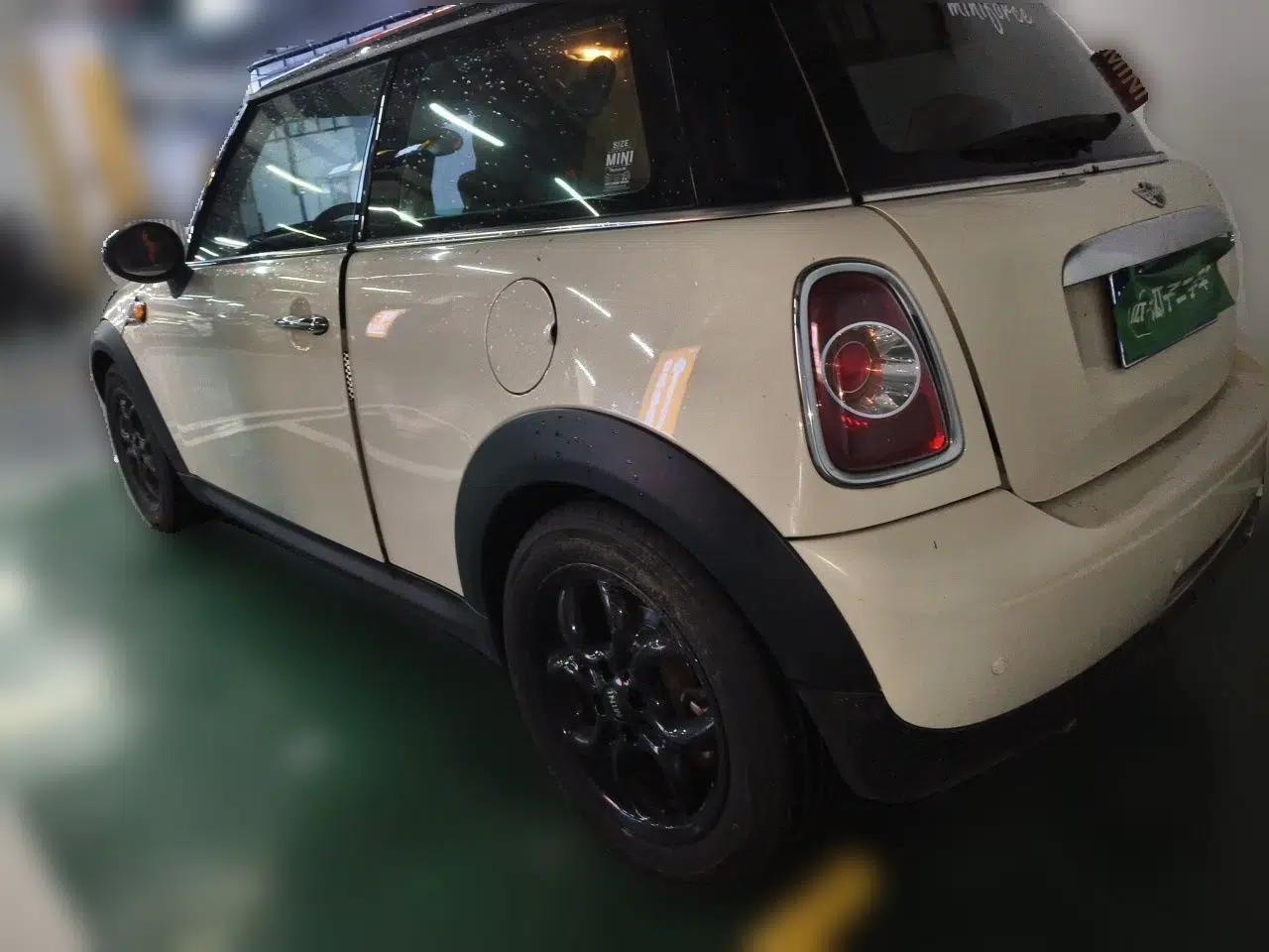 MINI 2012 1.6L COOPER Baker Street — миниатюра 4
