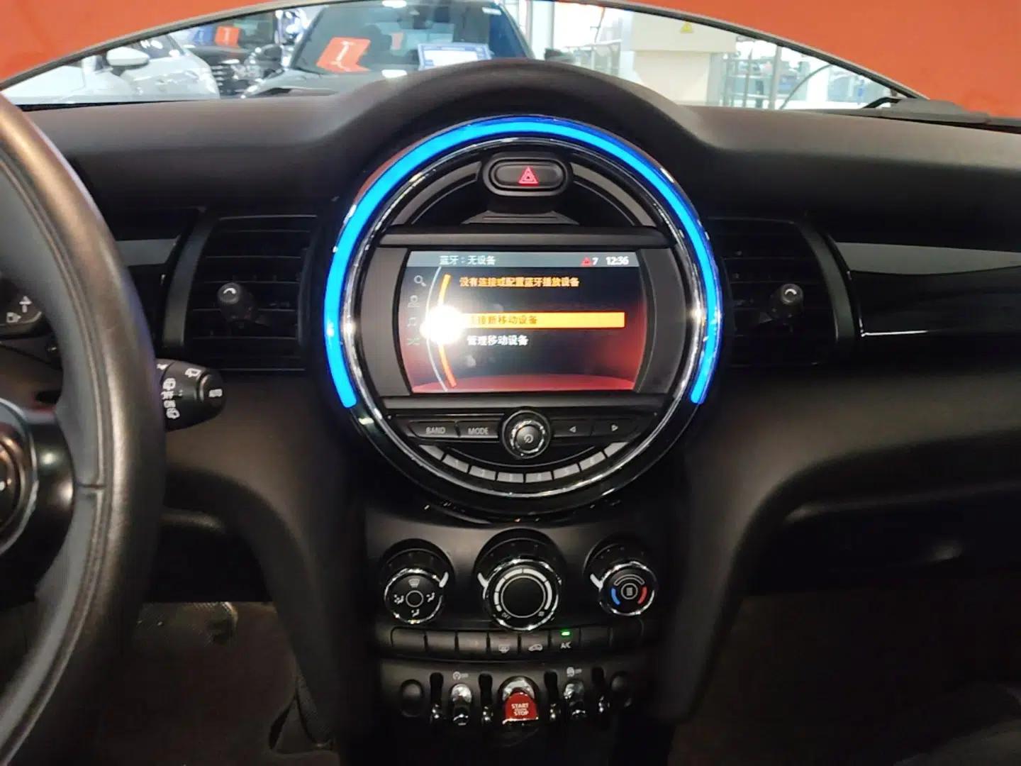 MINI 2018 1.5T ONE PLUS Five-Door Edition — миниатюра 15