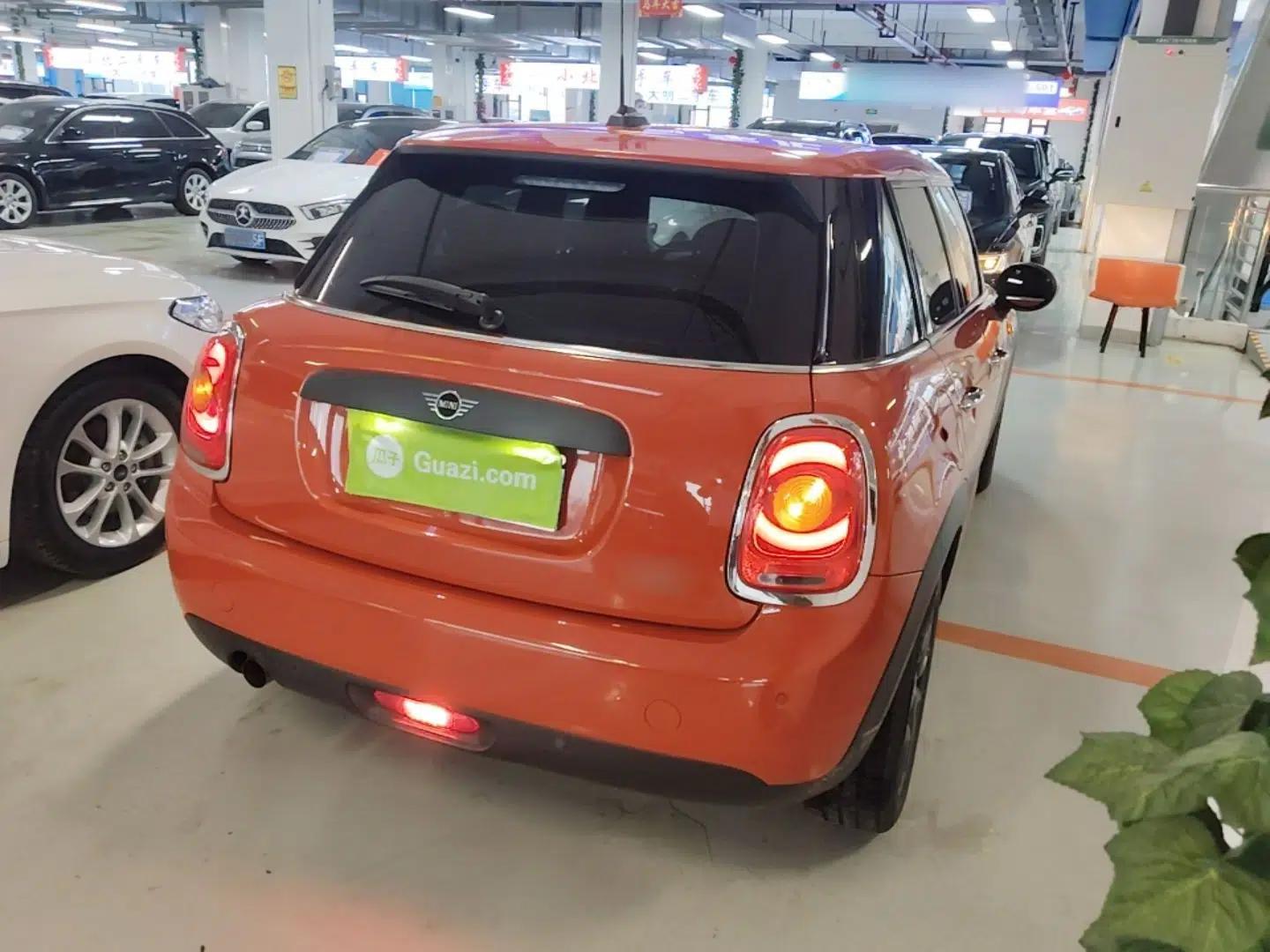 MINI 2018 1.5T ONE PLUS Five-Door Edition — миниатюра 6