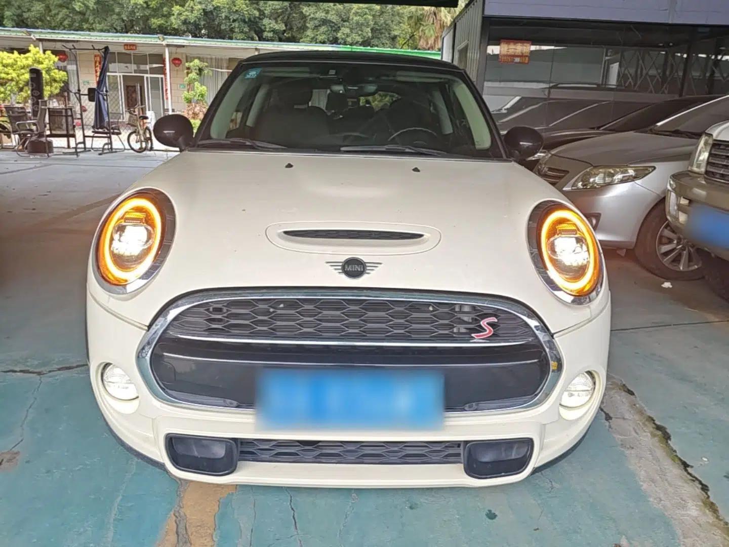 MINI 2018 2.0T COOPER S Classic Edition — миниатюра 2
