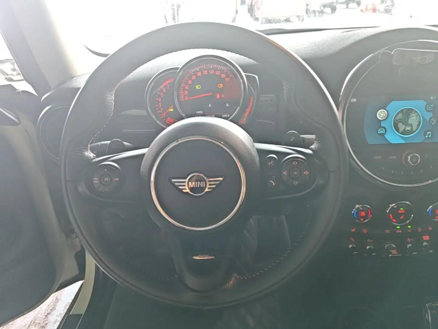 MINI 2018 2.0T COOPER S Classic Edition — миниатюра 13