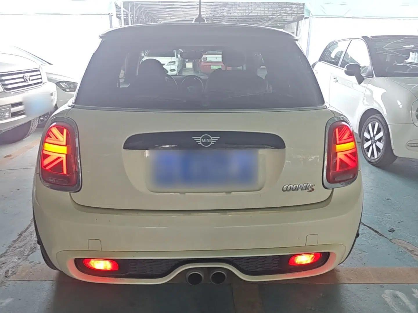 MINI 2018 2.0T COOPER S Classic Edition — миниатюра 5