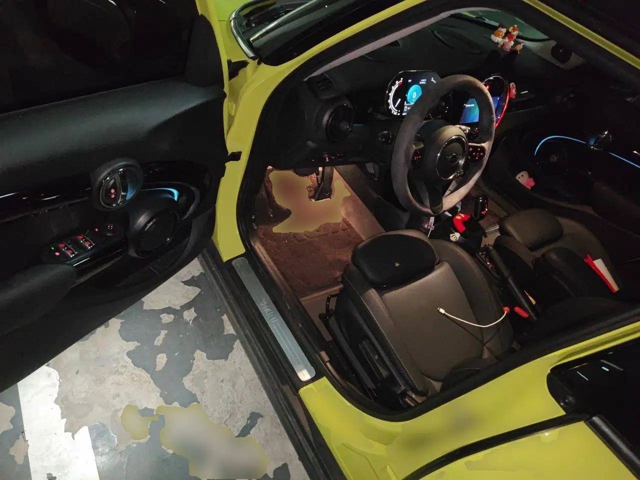 MINI 2023 1.5T COOPER Artist Five-Door Edition — миниатюра 16