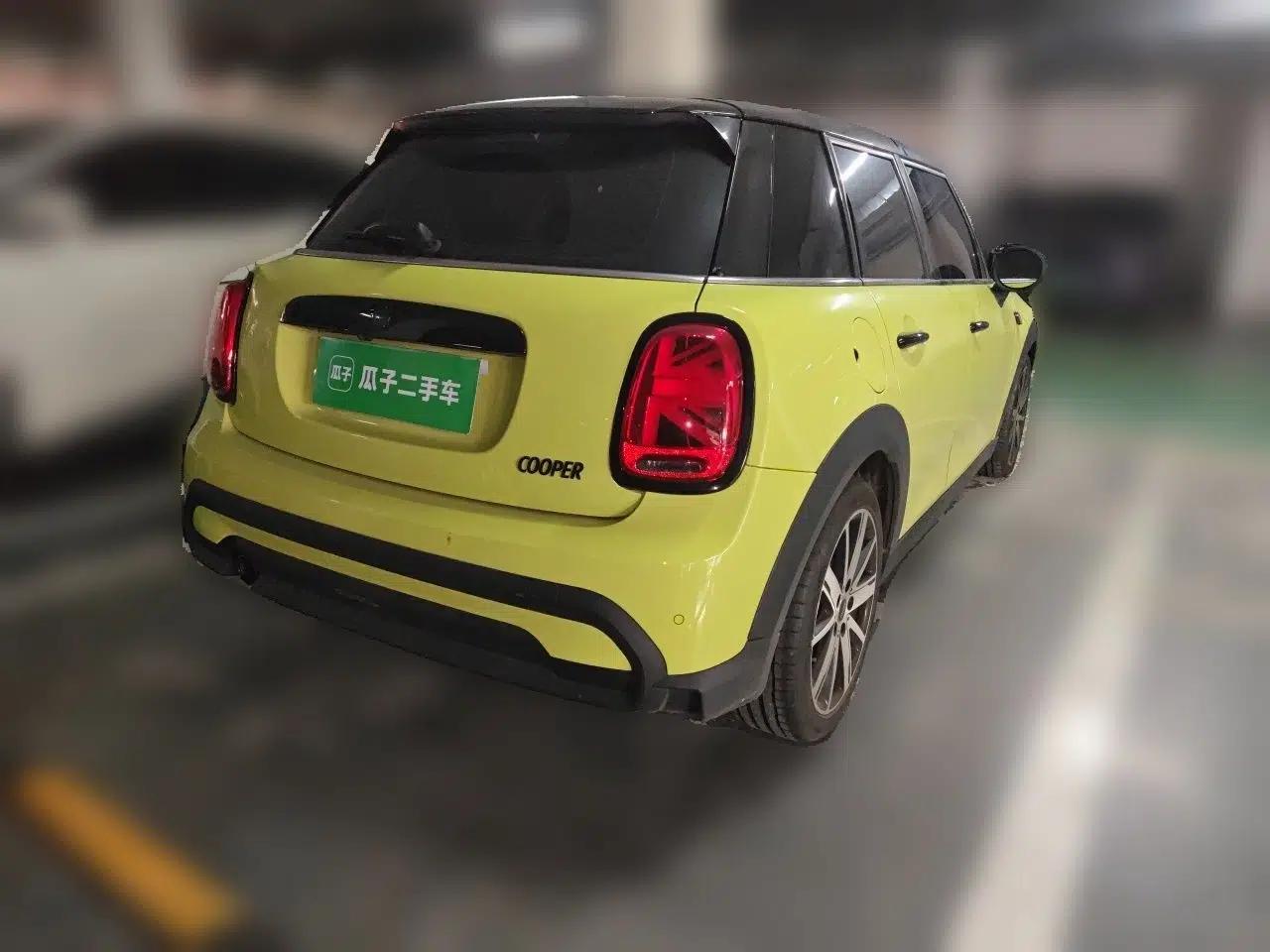 MINI 2023 1.5T COOPER Artist Five-Door Edition — миниатюра 6