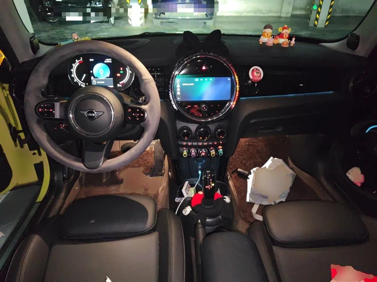 MINI 2023 1.5T COOPER Artist Five-Door Edition — миниатюра 9
