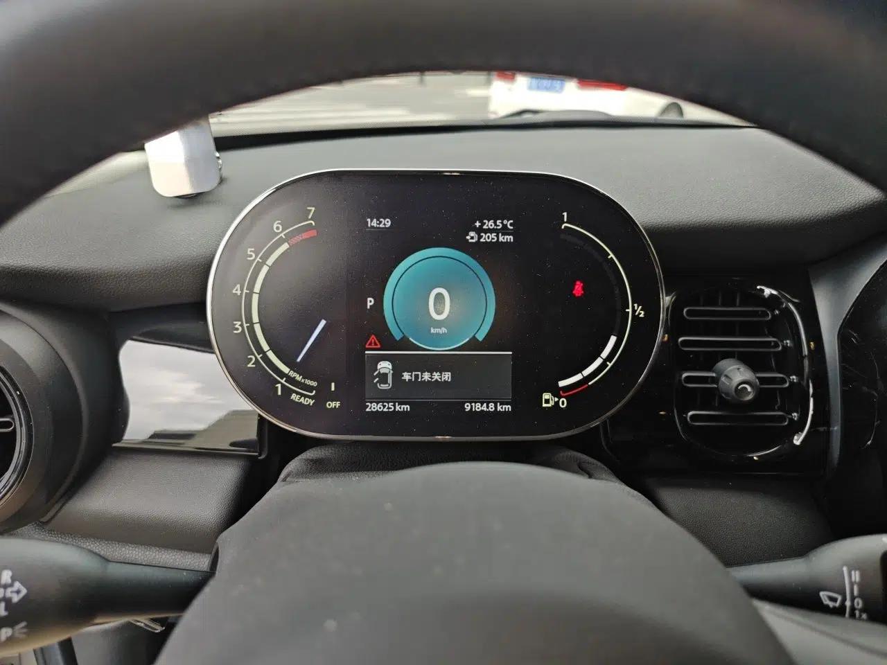 MINI BMW MINI 2023, 1.5T, Automatic (Imported) — миниатюра 11