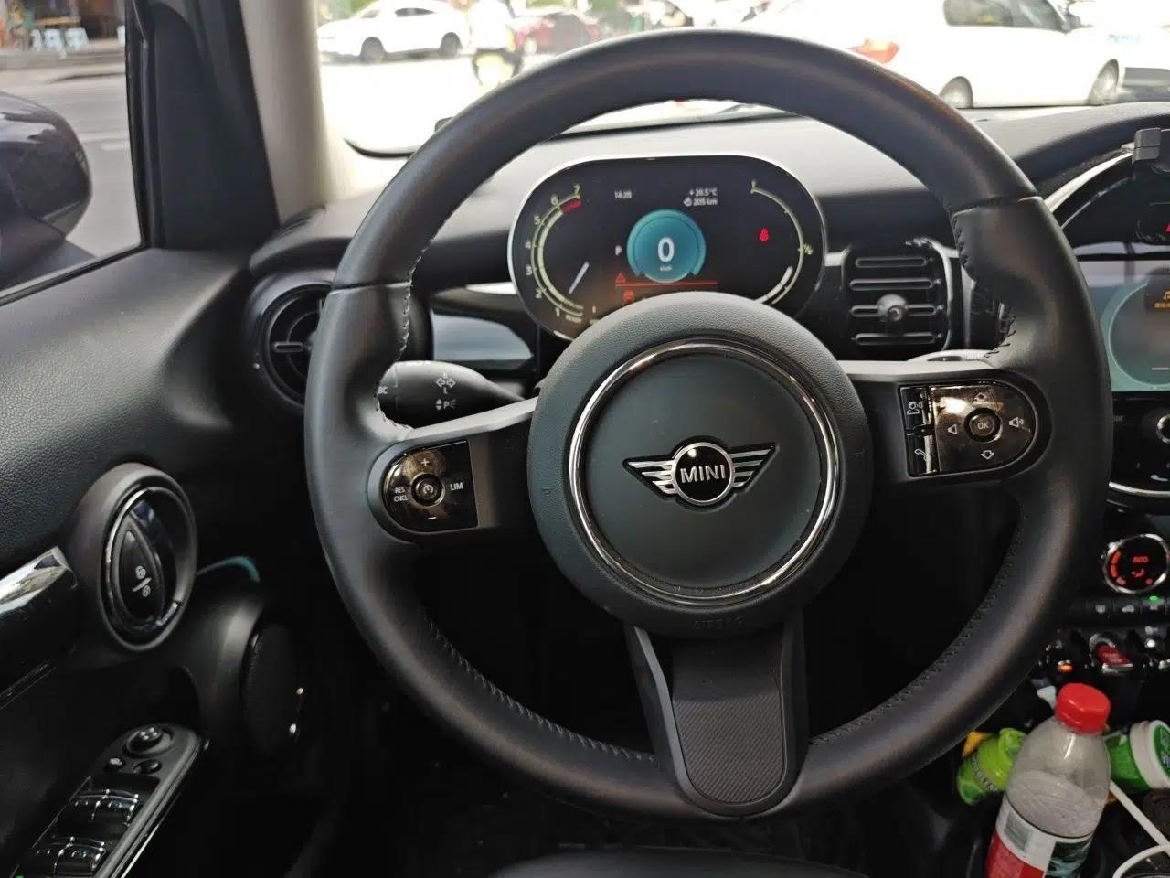 MINI BMW MINI 2023, 1.5T, Automatic (Imported) — миниатюра 10