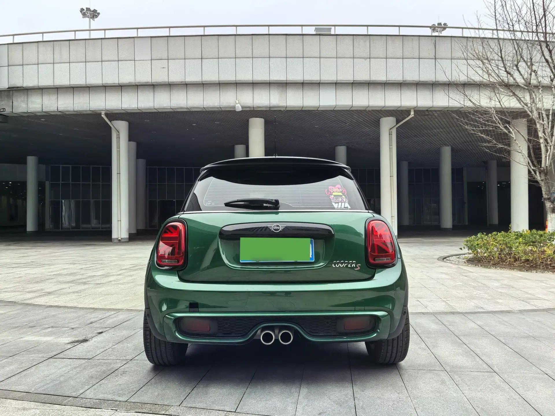 MINI 2021 2.0T COOPER S Classic Edition — миниатюра 8