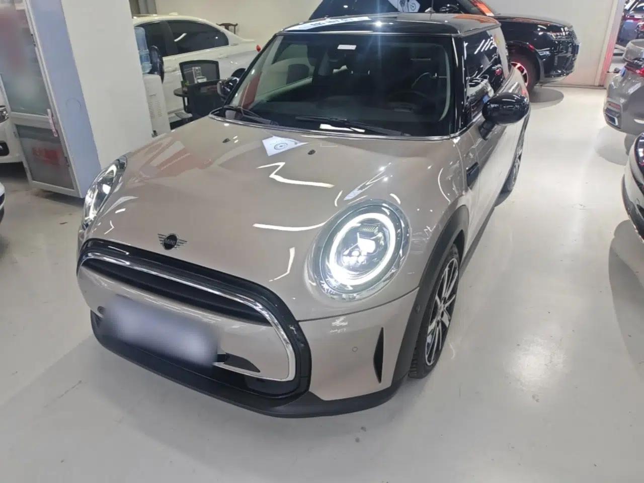 MINI 2023 Updated 1.5T COOPER Artist — миниатюра 1