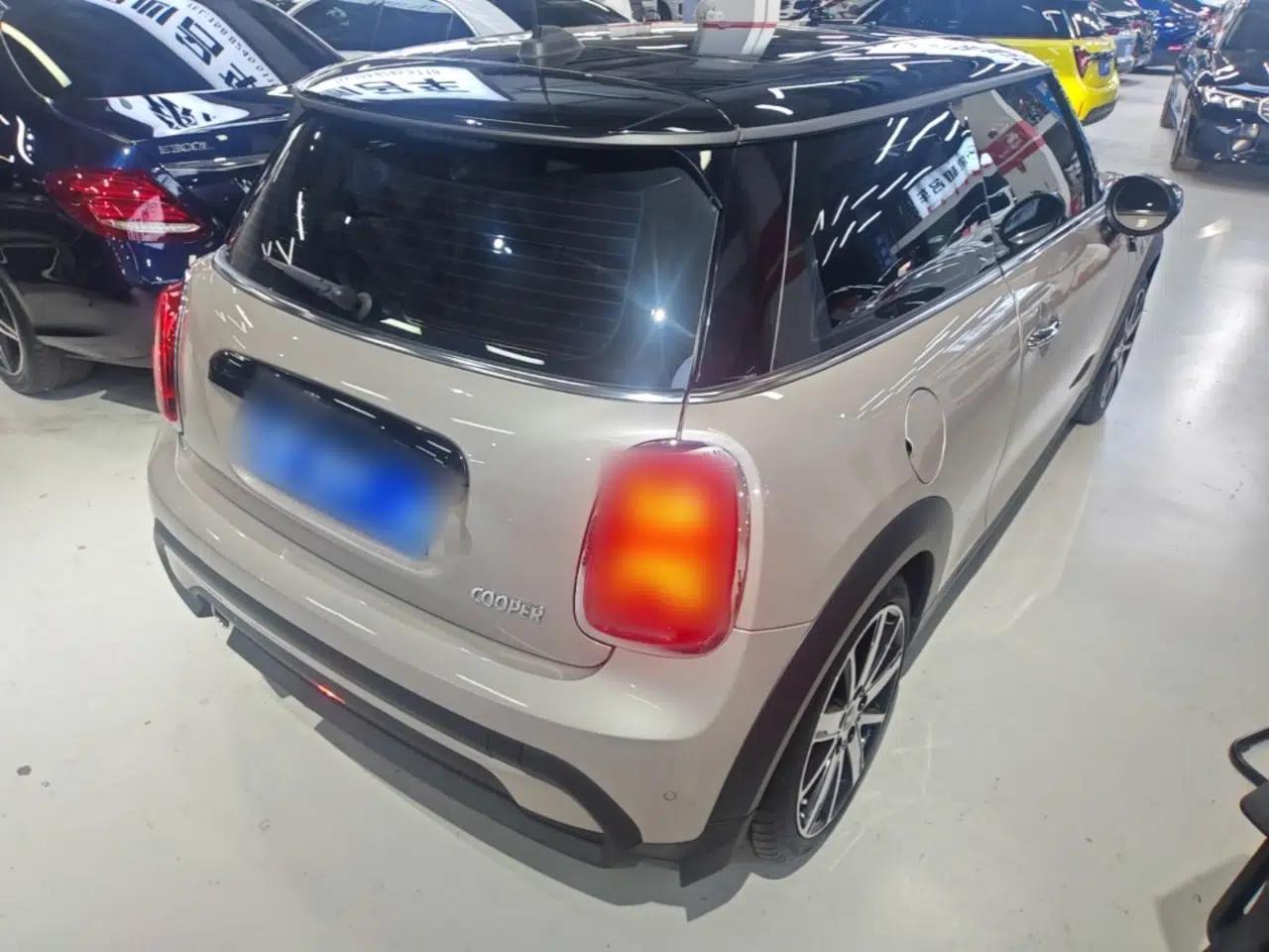 MINI 2023 Updated 1.5T COOPER Artist — миниатюра 6