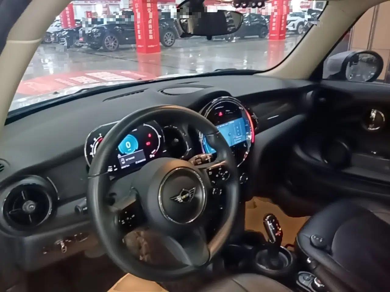 MINI 2023 1.5T ONE — миниатюра 12