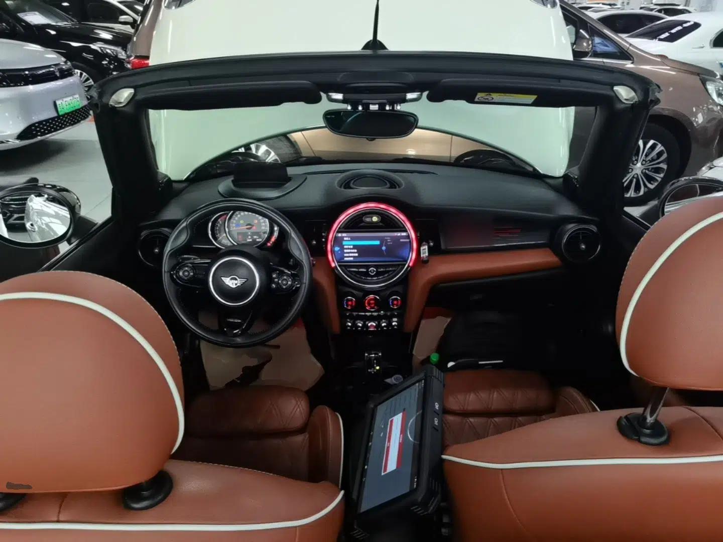 MINI 2019 1.5T COOPER CABRIO Artist — миниатюра 12