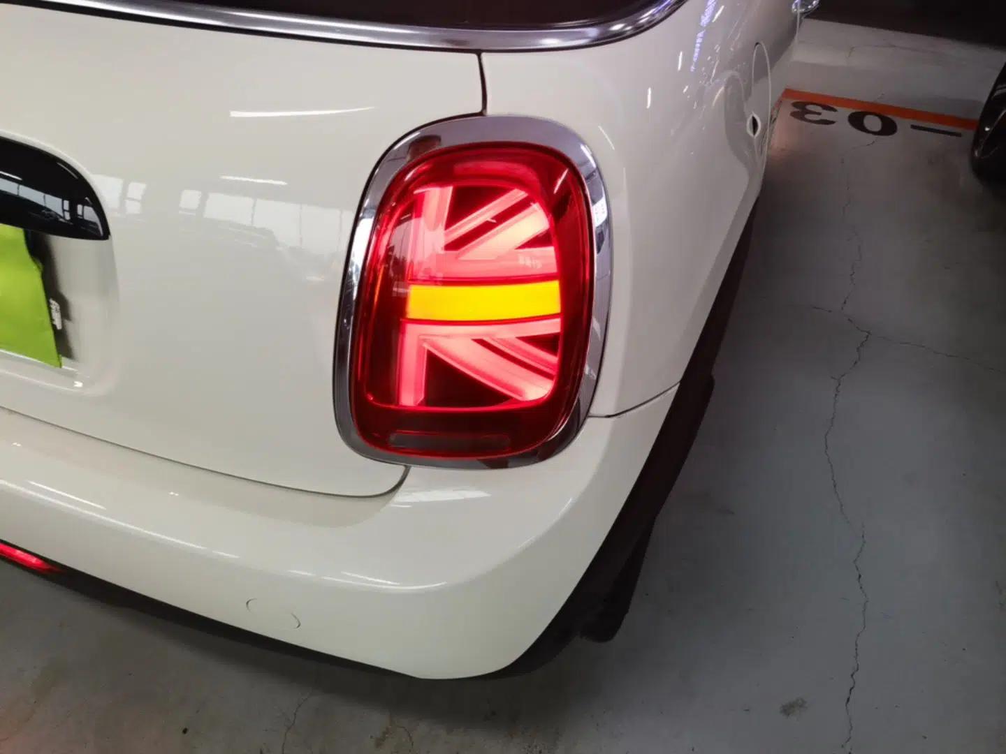 MINI 2019 1.5T COOPER CABRIO Artist — миниатюра 9