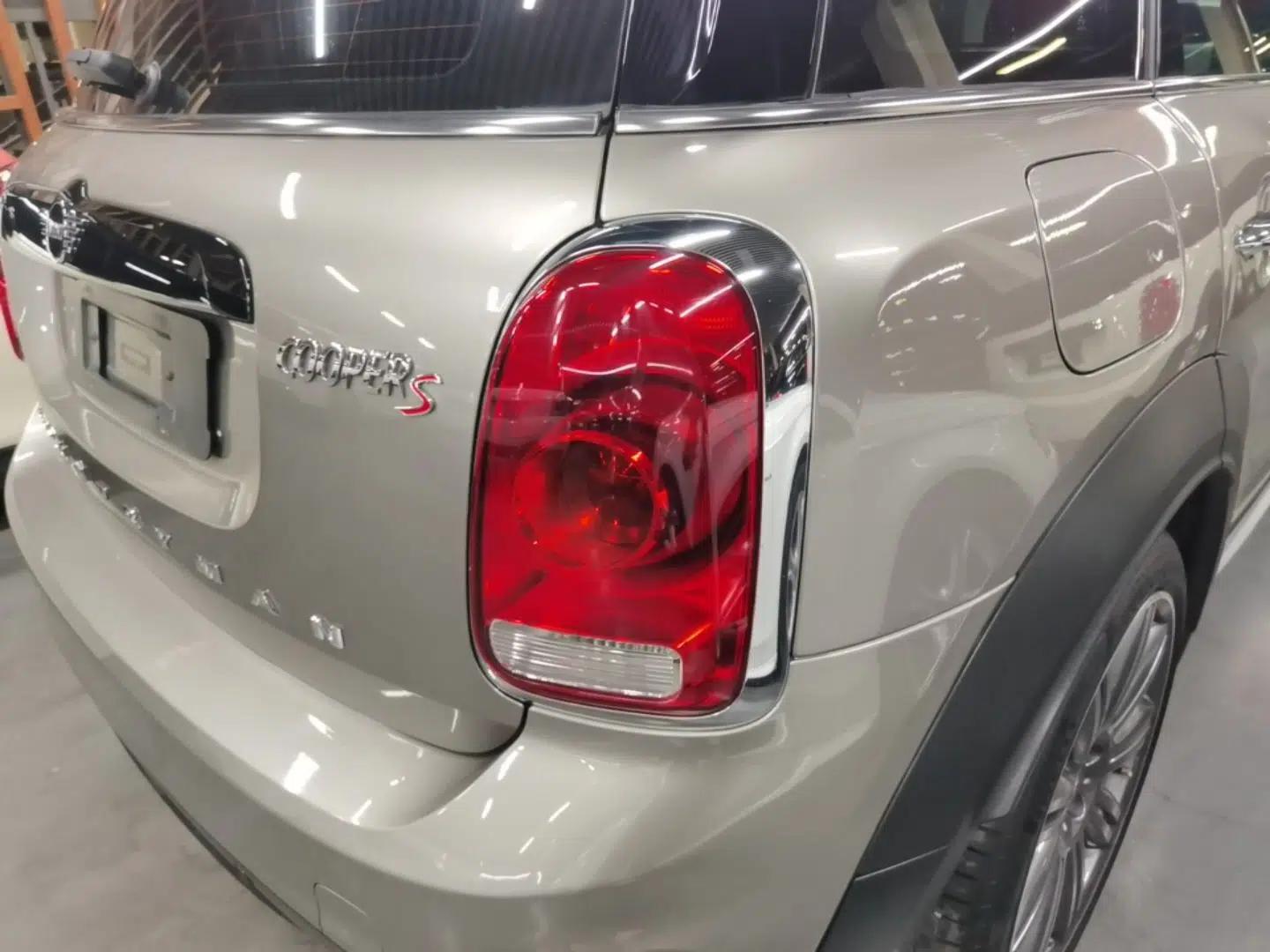 MINI Countryman 2018 2.0T COOPER S ALL4 Artist — миниатюра 9