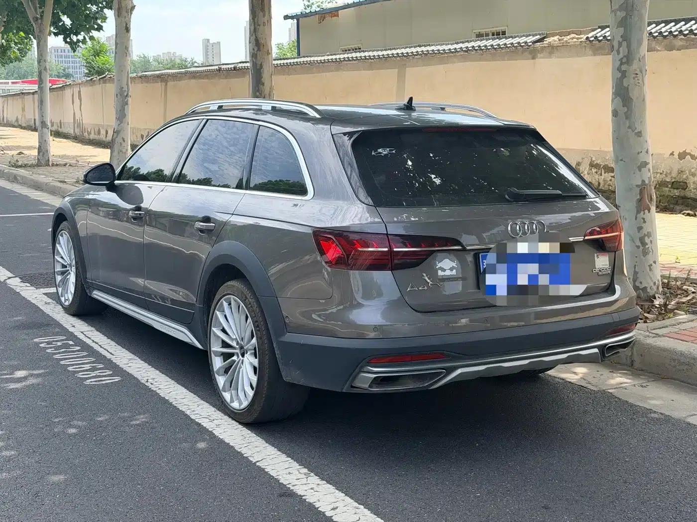 2021 Audi A4 allroad quattro Explorer Edition (Imported) — миниатюра 5