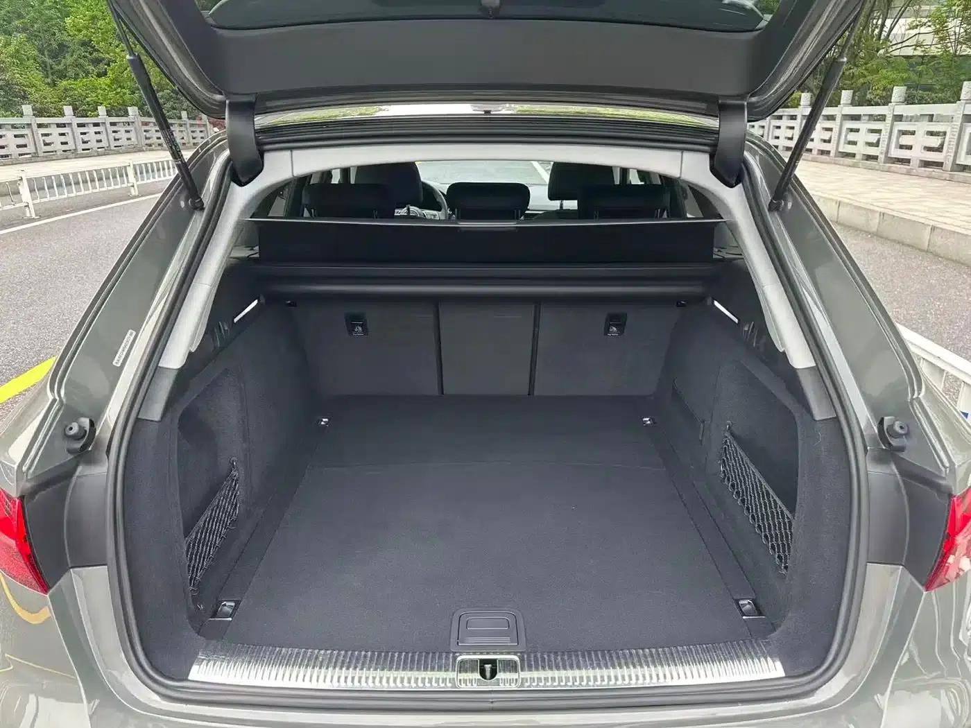 2024 Audi A4 (Imported) Avant 40 TFSI Sporty Model — миниатюра 5