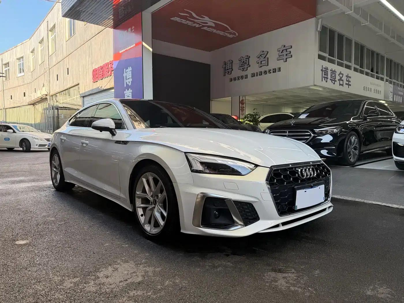2022 Audi A5 Sportback 40 TFSI (Imported) - Fashionable and Dynamic Model — миниатюра 3