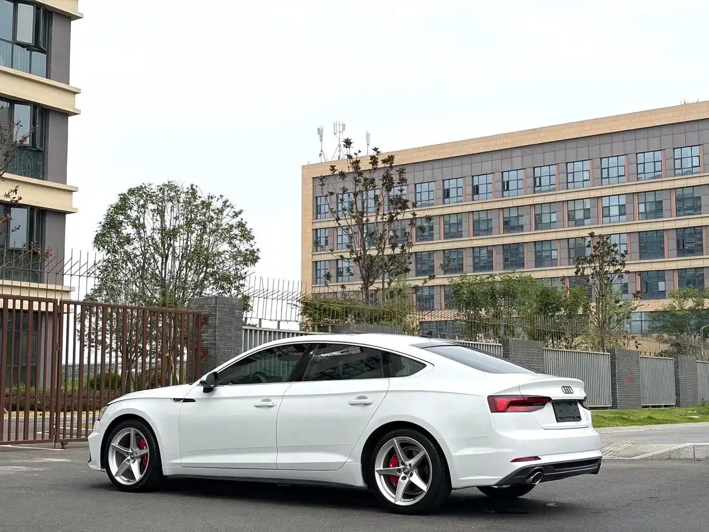 Audi A5 (Imported) 2017 Sportback 40 TFSI Fashion Edition — миниатюра 15