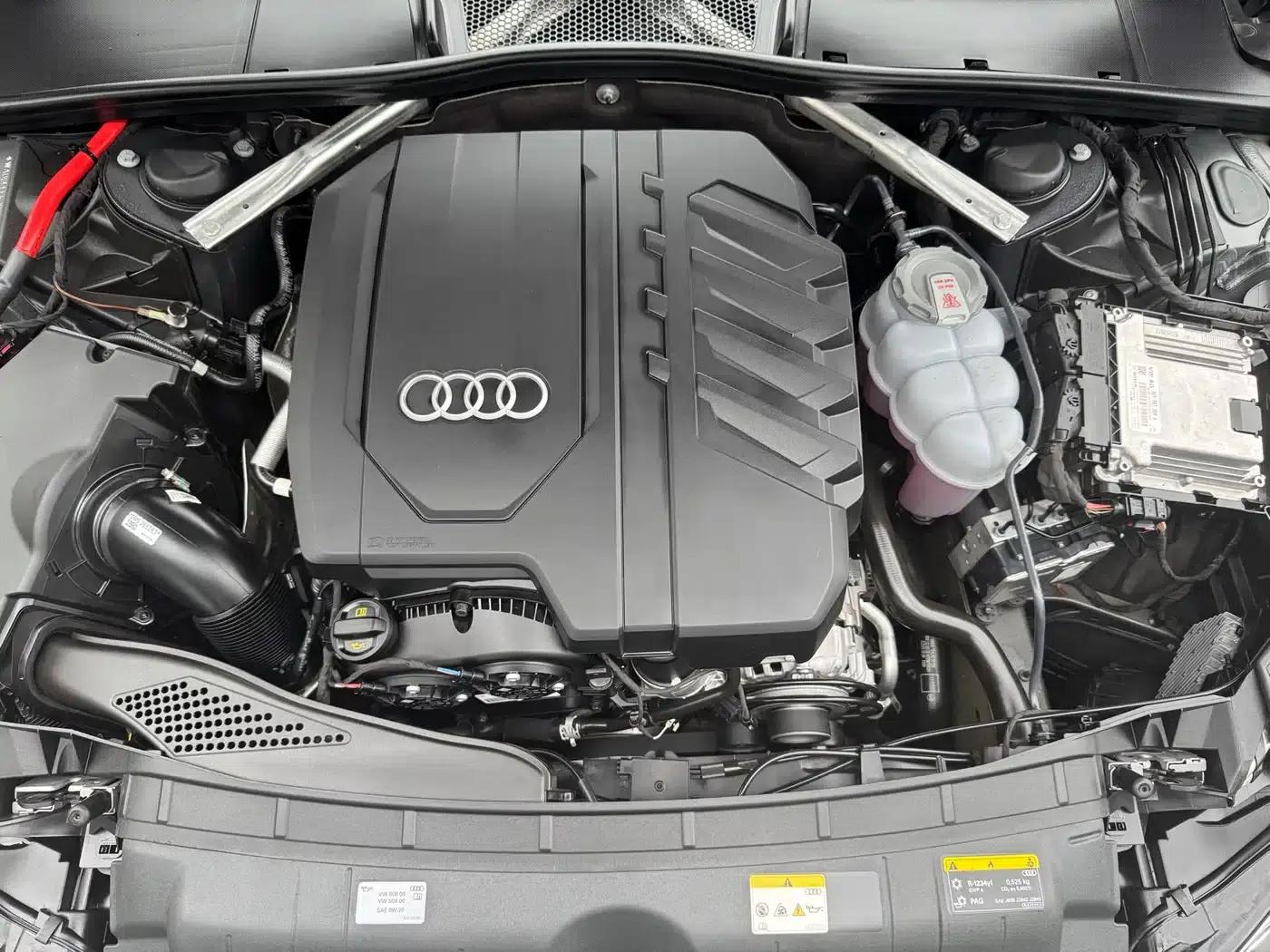 2024 Audi A5 Sportback 40 TFSI (Imported) - Fashionable and Dynamic Model — миниатюра 10