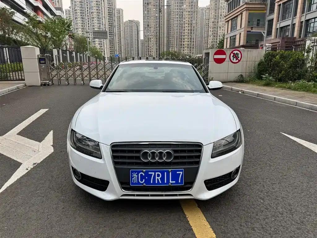 2012 Audi A5 2.0TFSI Coupe (Imported) — миниатюра 2