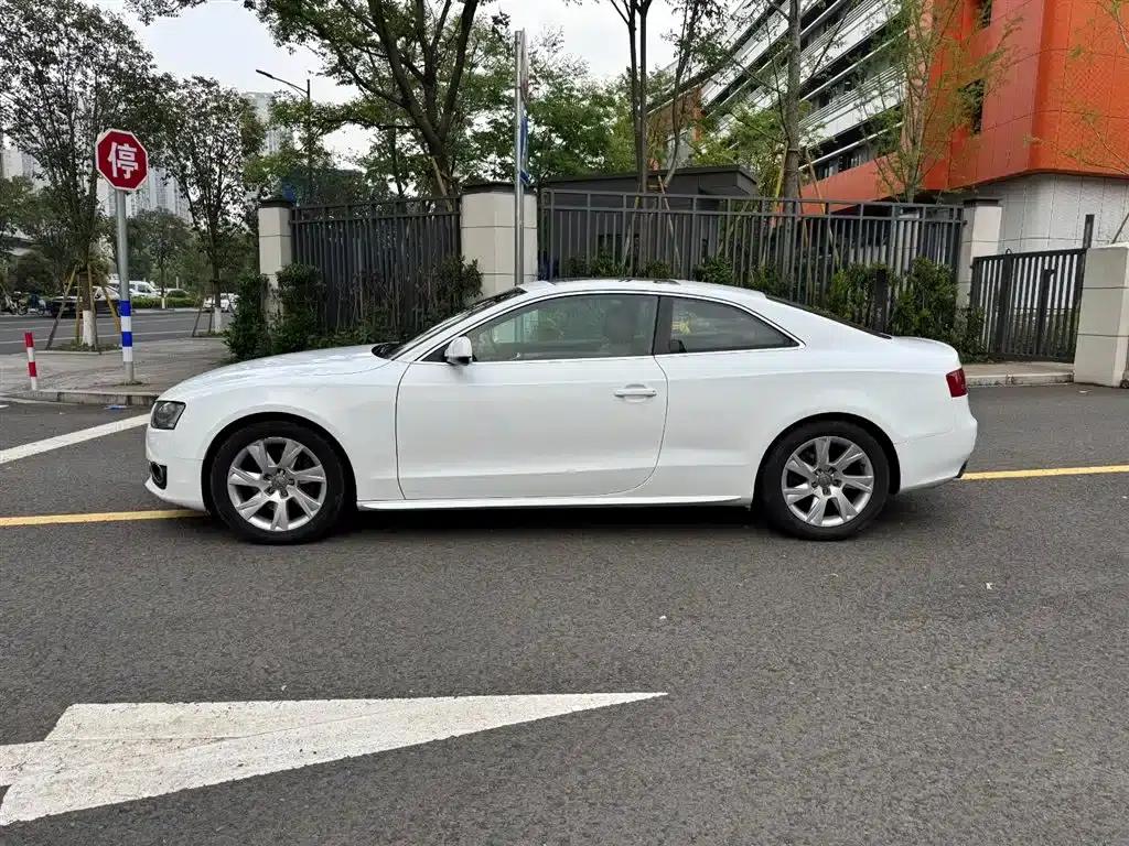 2012 Audi A5 2.0TFSI Coupe (Imported) — миниатюра 3