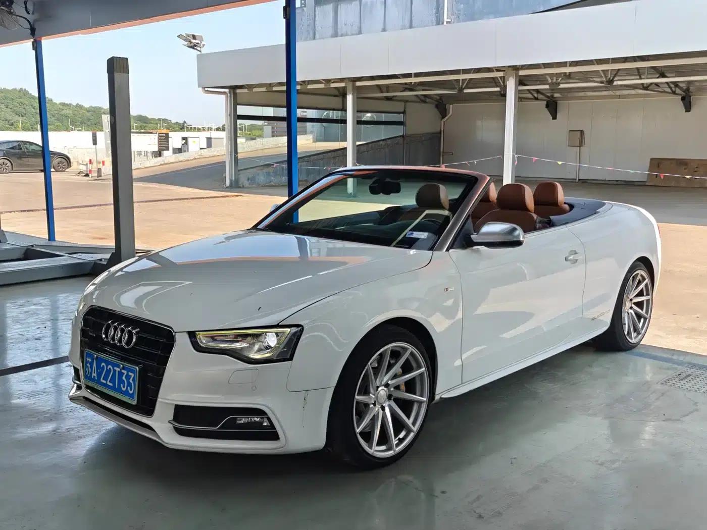 2013 Audi A5 Cabriolet 40 TFSI quattro (Imported) — миниатюра 1