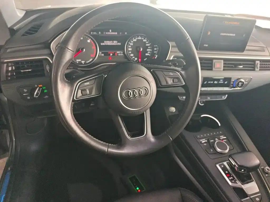 2017 Audi A5 Imported Coupe 40 TFSI Fashion Edition — миниатюра 3