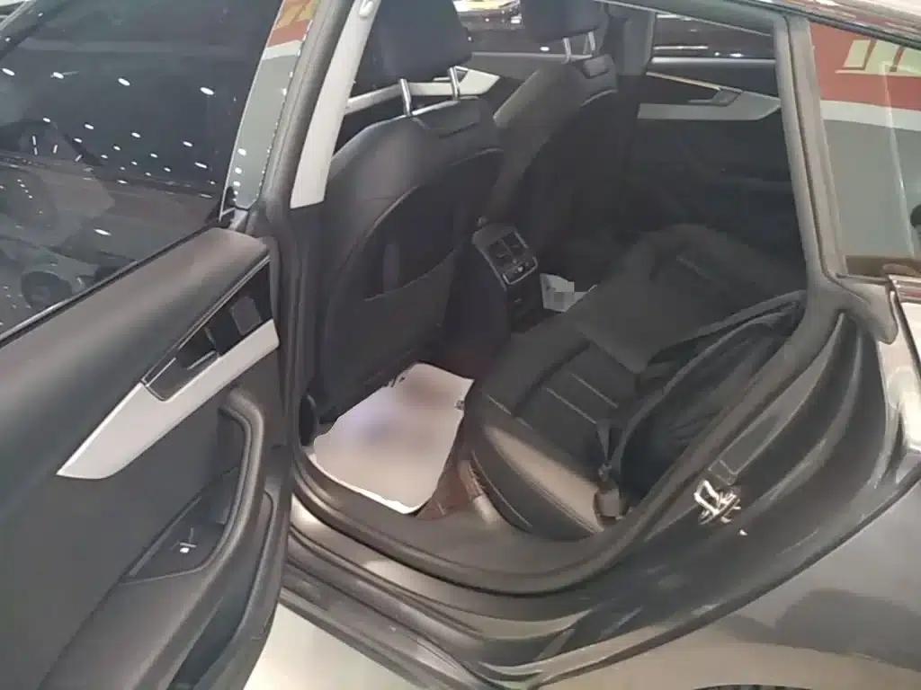 2024 Audi A5 Sportback 40 TFSI quattro Luxury Dynamic (Imported) — миниатюра 17