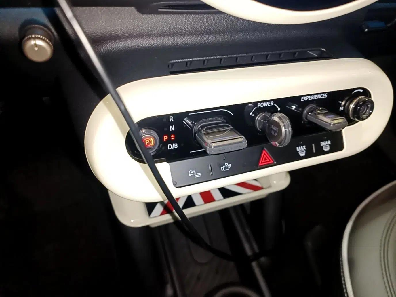 MINI Electric ACEMAN 2024 E Classic Edition — миниатюра 16