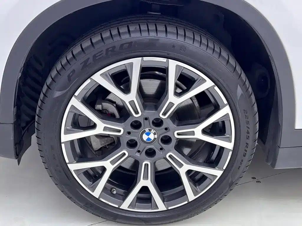 BMW X1 2020 xDrive25Li Premium — миниатюра 11
