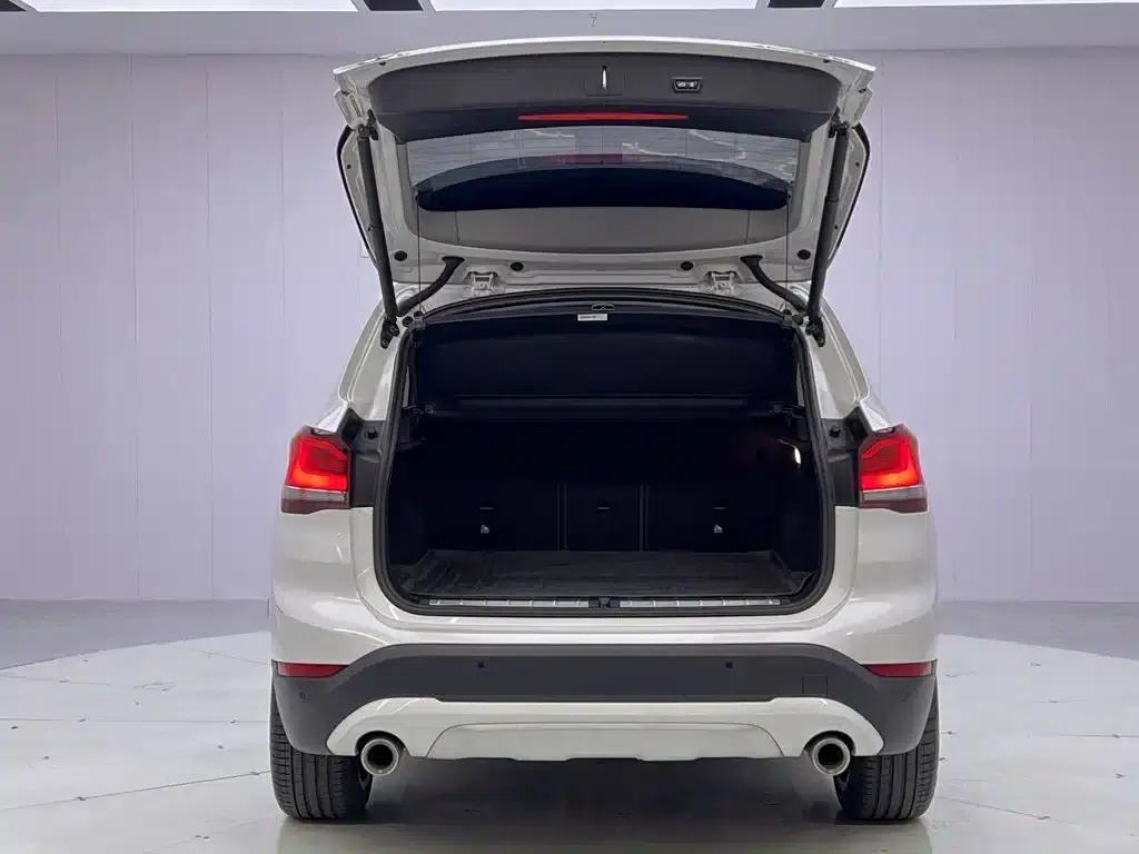 BMW X1 2020 xDrive25Li Premium — миниатюра 13