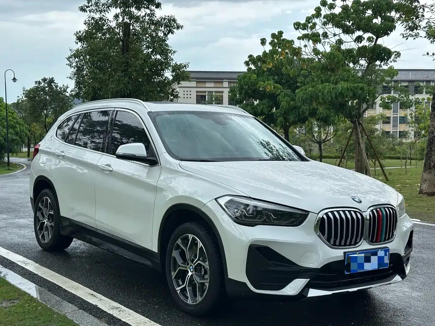BMW X1 2021 Facelift sDrive25Li Leading Edition — миниатюра 3