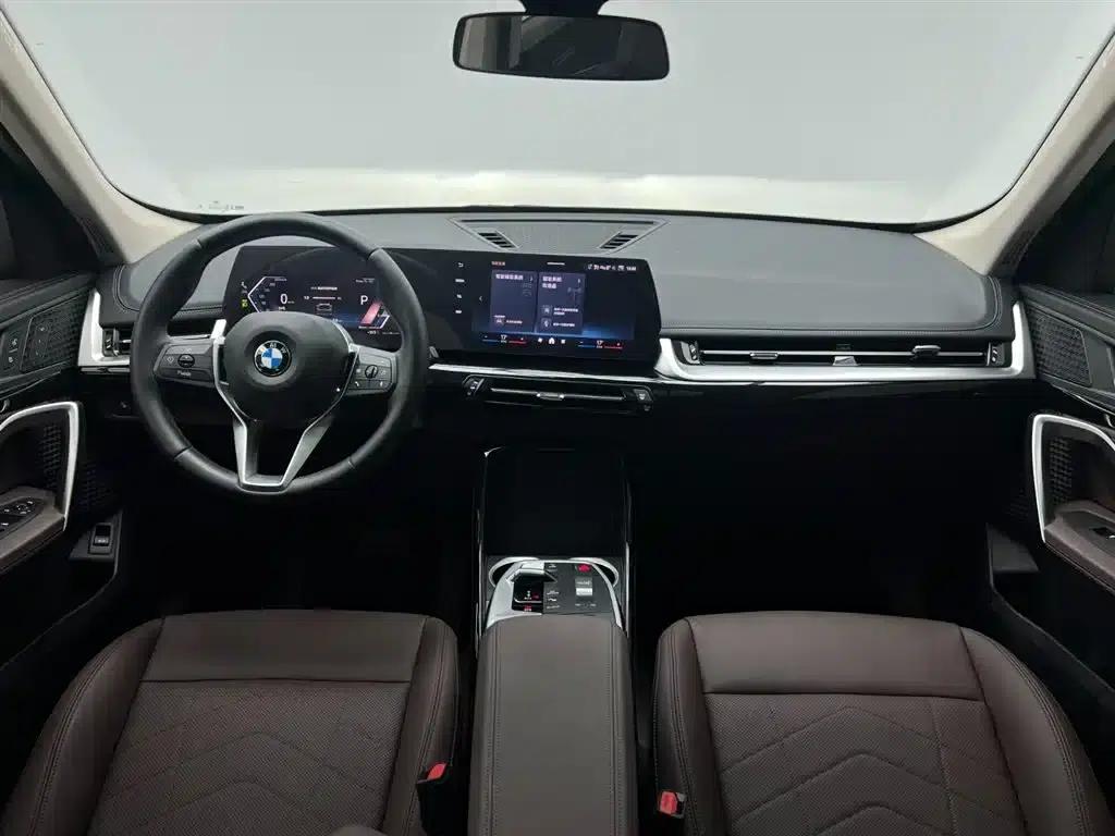 2023 BMW X1 sDrive20Li X Design Package — миниатюра 14