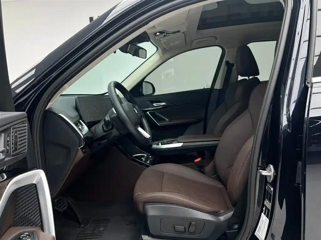 2023 BMW X1 sDrive20Li X Design Package — миниатюра 15