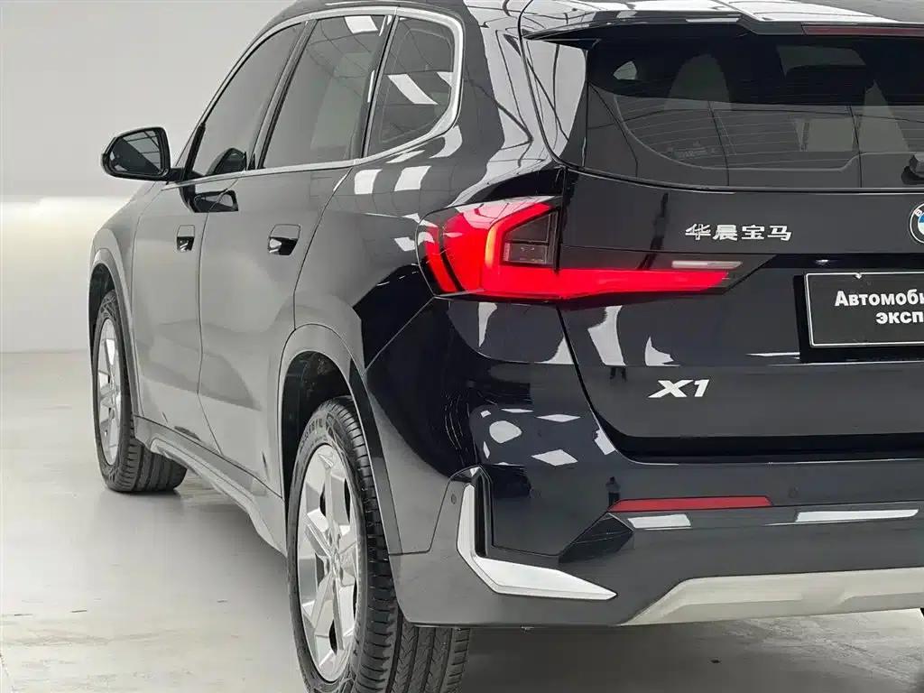 2023 BMW X1 sDrive20Li X Design Package — миниатюра 7